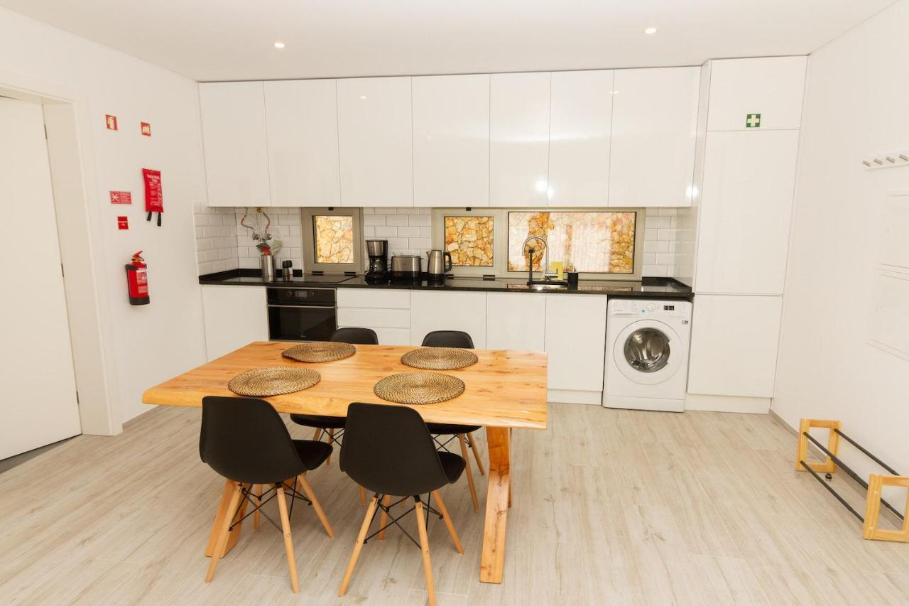 Ericeira Surf Apartments المظهر الخارجي الصورة